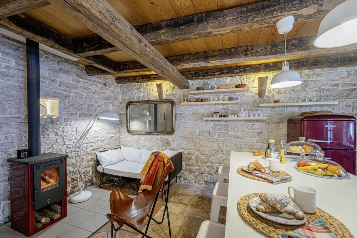 Una In Kranjcici - Haus Fuer 5-6 Personen Светвинченат Экстерьер фото