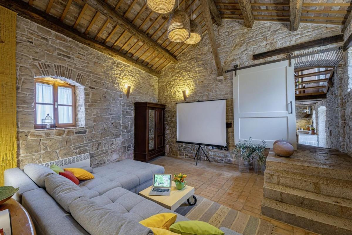 Una In Kranjcici - Haus Fuer 5-6 Personen Светвинченат Экстерьер фото