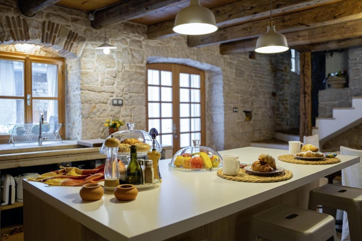Una In Kranjcici - Haus Fuer 5-6 Personen Светвинченат Экстерьер фото