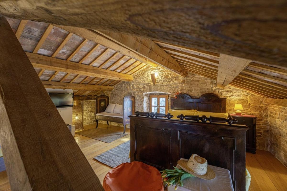 Una In Kranjcici - Haus Fuer 5-6 Personen Светвинченат Экстерьер фото