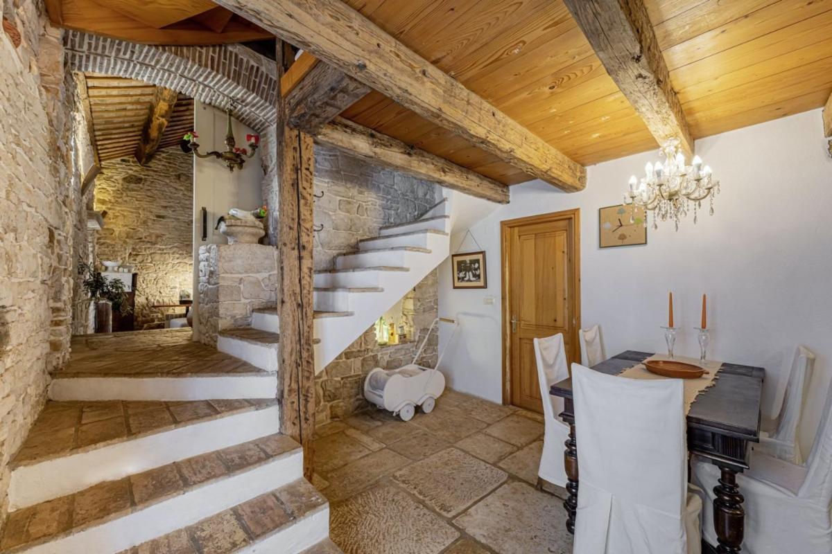 Una In Kranjcici - Haus Fuer 5-6 Personen Светвинченат Экстерьер фото