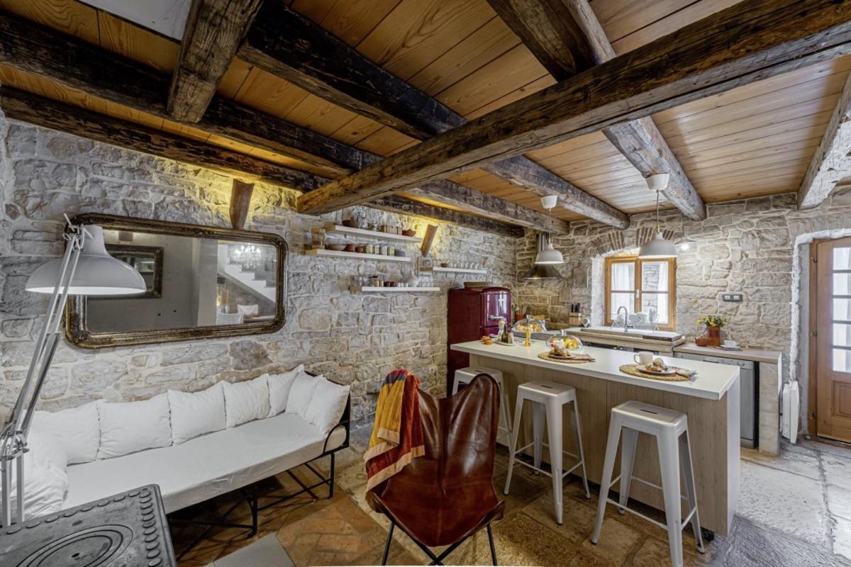 Una In Kranjcici - Haus Fuer 5-6 Personen Светвинченат Экстерьер фото